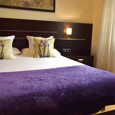 Apartament Athenou