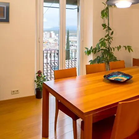 Athenou Apartament Girona